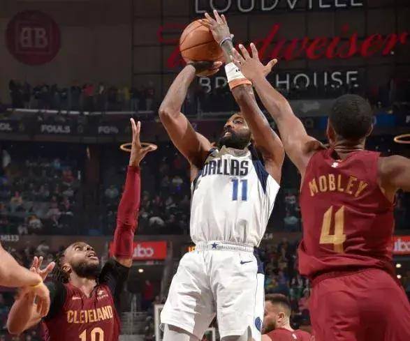 爱游戏-热血时刻！球员关键表现挽回颓势的简单介绍