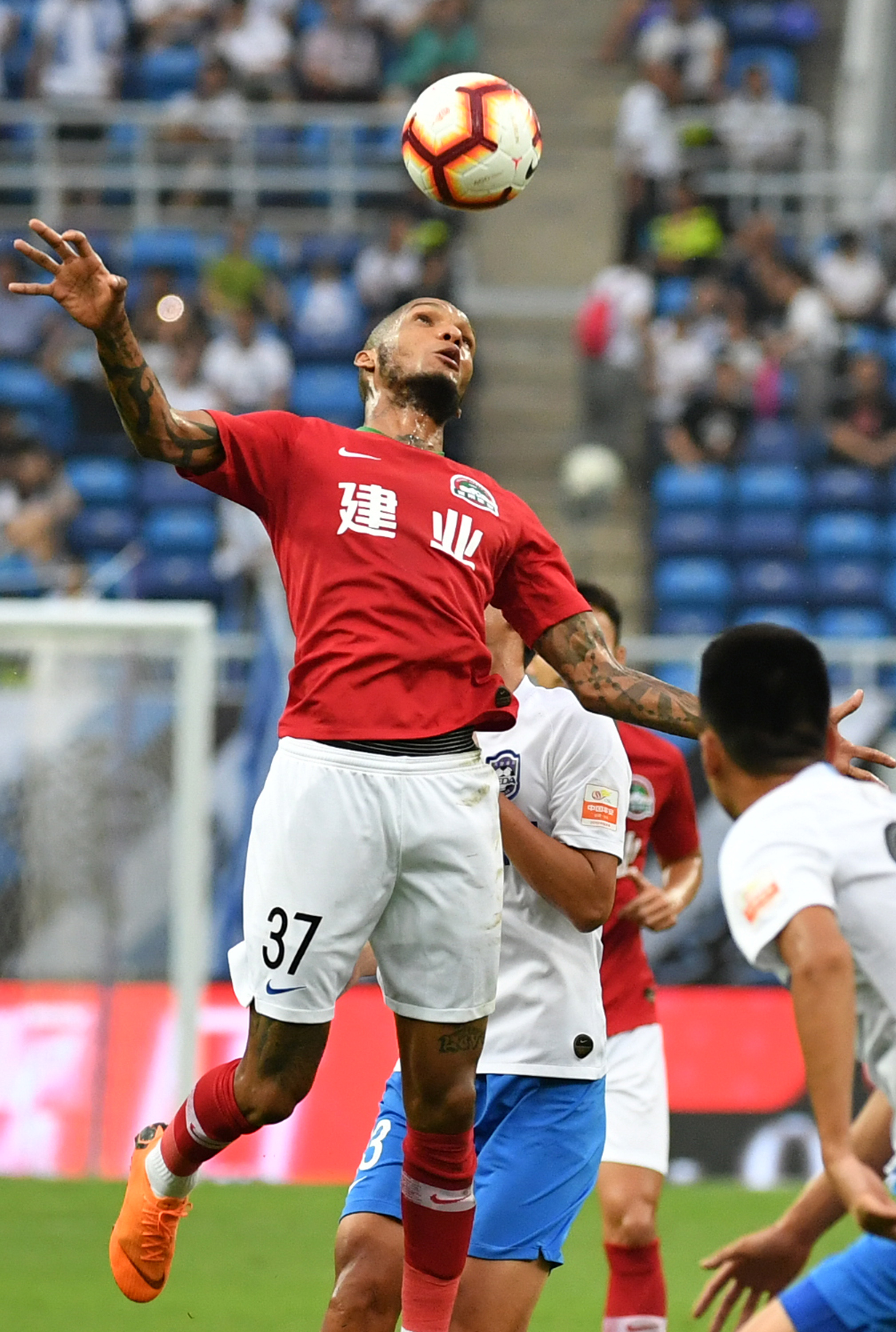 爱游戏官网-河南建业负于重庆力帆，未能全胜！