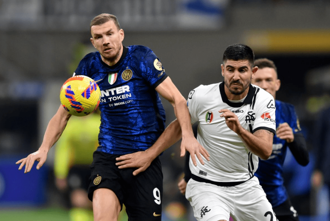 包含斯佩齐亚主场战平,表现稳定迈入中游的词条 包含斯佩齐亚主场战平,表现稳定迈入中游的词条