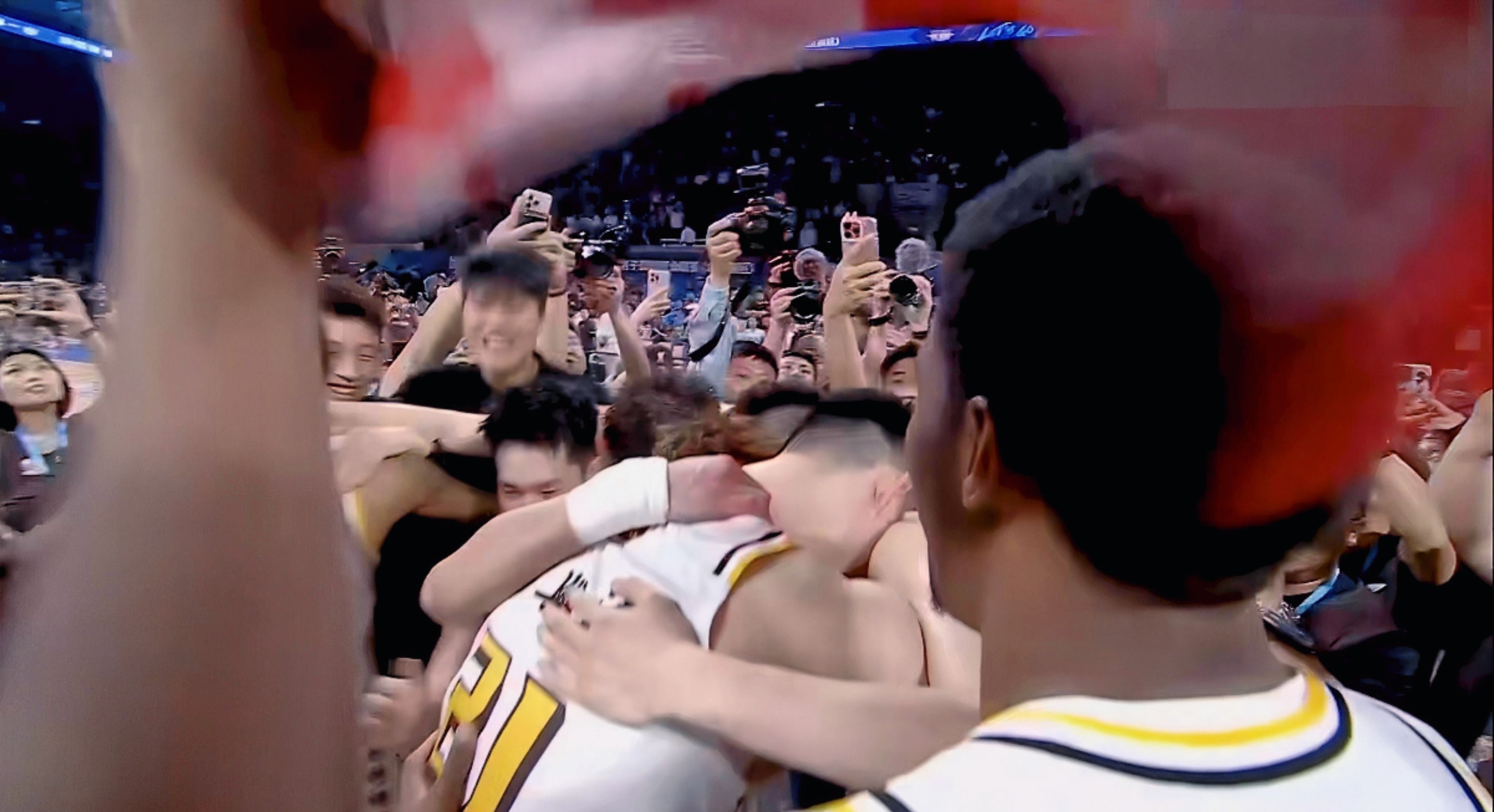 射手高效得分，球队轻松解决对手难题