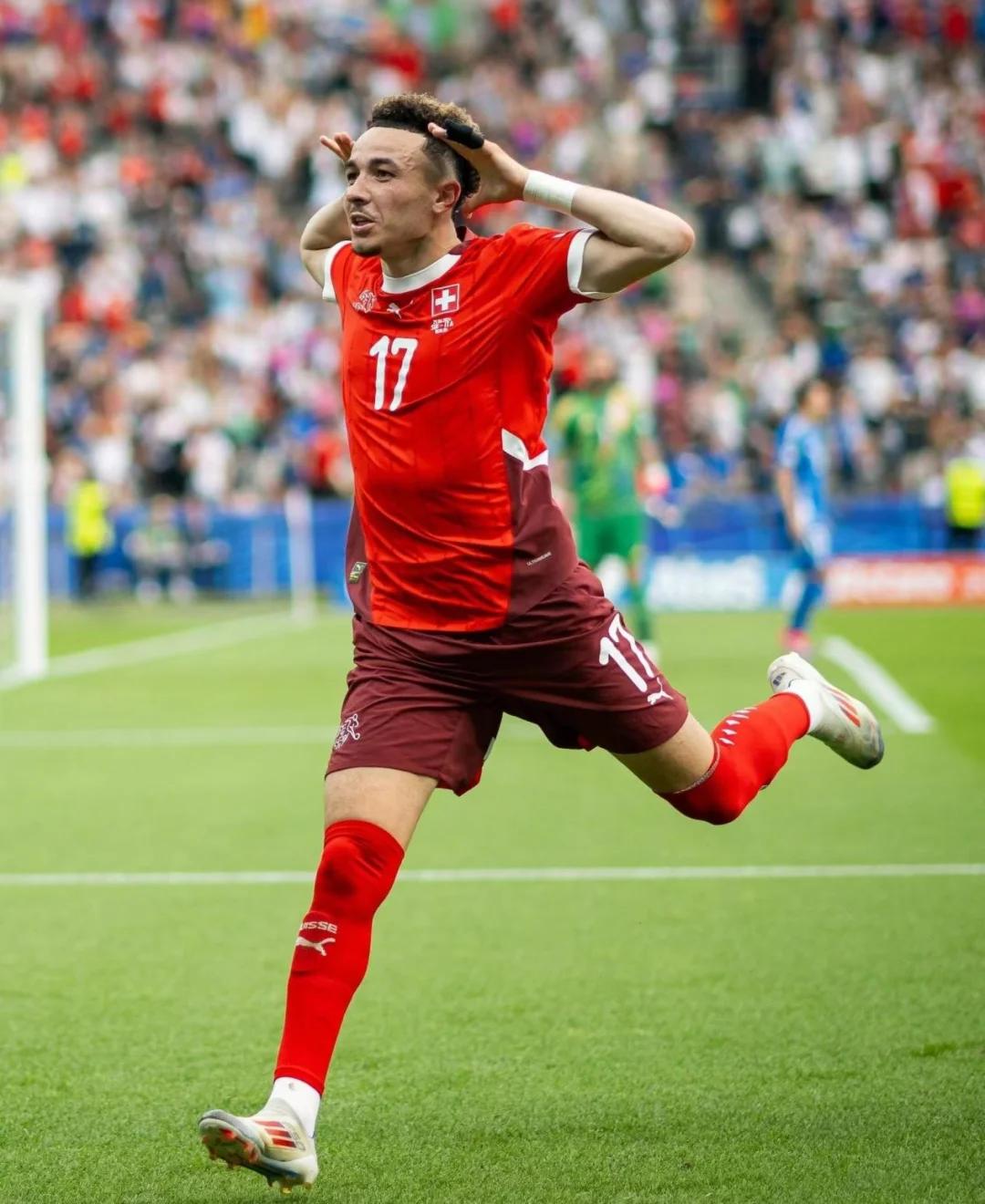 瑞士队奋力一搏,终获晋级之机的简单介绍 瑞士队奋力一搏,终获晋级之机的简单介绍