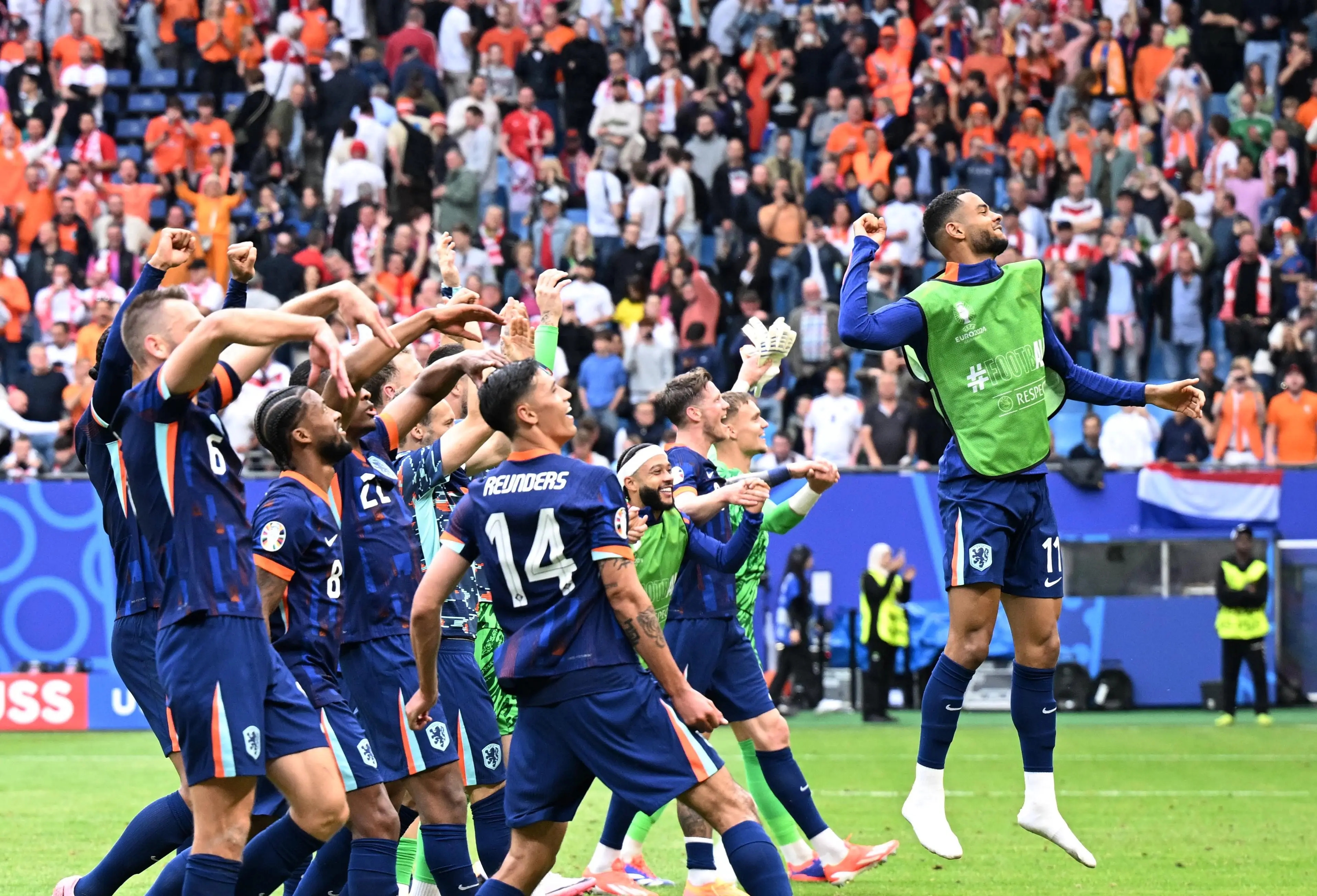 欧洲赛场实时更新：强队对决即将上演的简单介绍