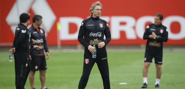 阿根廷名帅宣布退出执教,引起球迷哀伤 阿根廷名帅宣布退出执教,引起球迷哀伤