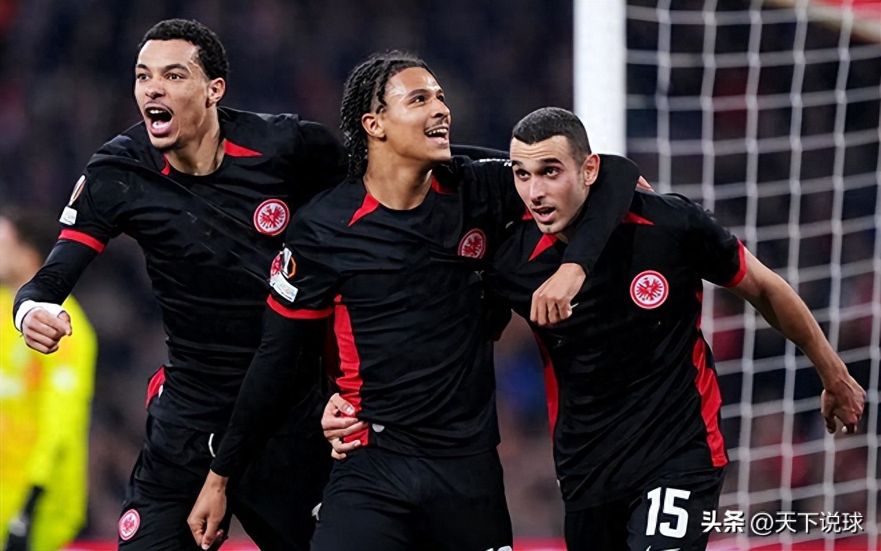 爱游戏中国官网-阿贾克斯摧毁里昂，欧联杯比赛获得胜利